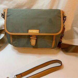 Adrienne Vittadini Womens Taupe Brown green Crossbody Messenger Shoulder Bag